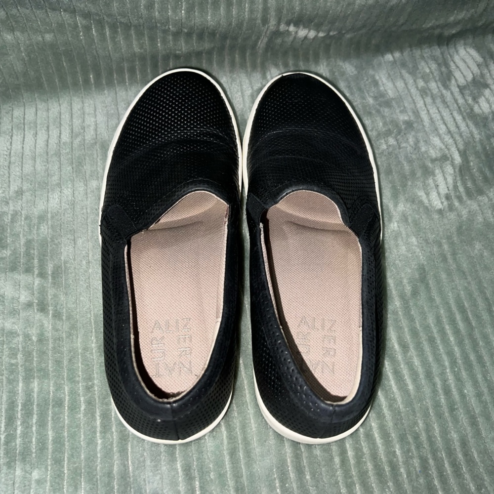Naturalizer Marianne Slip on